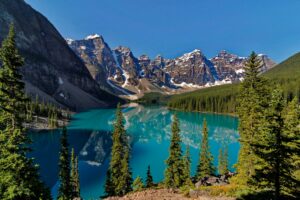 Moraine Lake and the Valley of the 10 peaks in Banff National Park